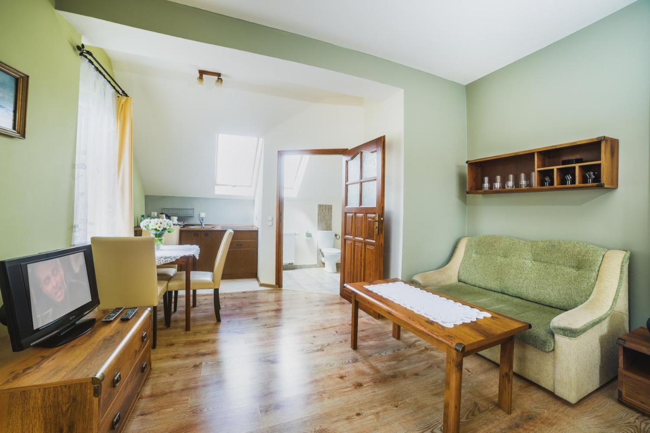 Biala Akacja Resort & Business Прудник Екстериор снимка