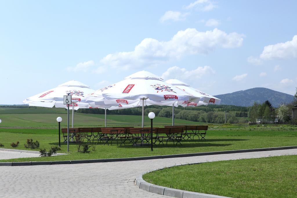 Biala Akacja Resort & Business Прудник Екстериор снимка