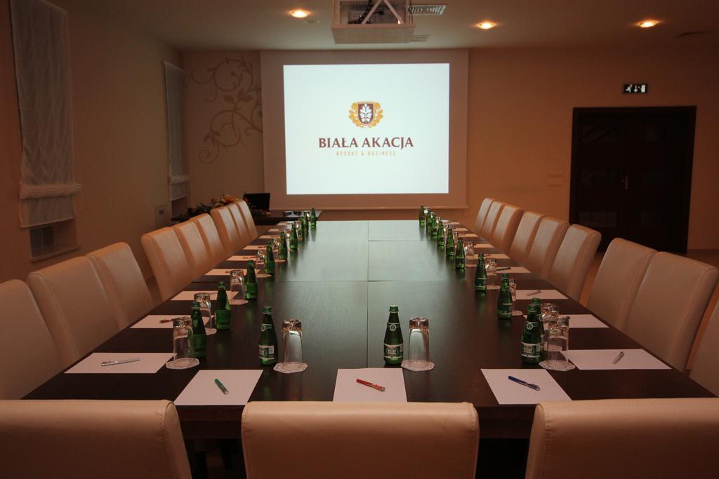 Biala Akacja Resort & Business Прудник Екстериор снимка
